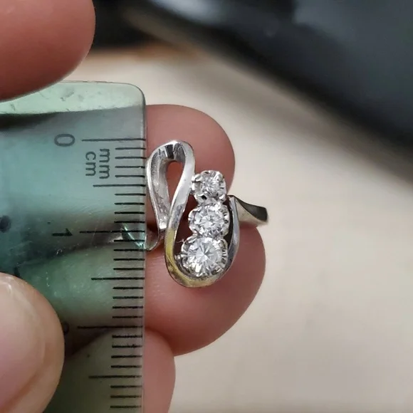 Heavy 14K Gold Trio Journey Ring